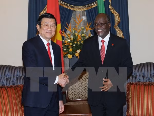 Concluye presidente de Vietnam visita a Tanzania ảnh 1