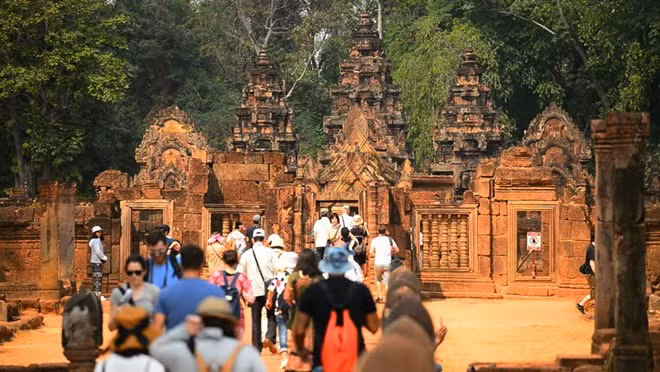 Camboya promueve industria sin humo a través de feria de turismo ảnh 1