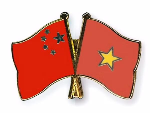 Celebran en Vietnam Día Nacional de China ảnh 1
