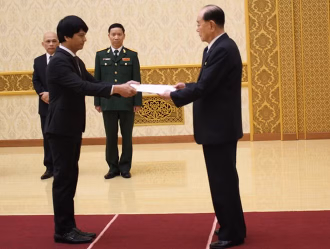 Corea del Norte reafirma importancia concedida a relaciones tradicionales con Vietnam ảnh 1