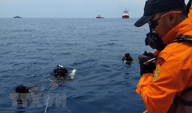 Indonesia: avión accidentado reporta fallos técnicos a pocos minutos de despegar ảnh 1