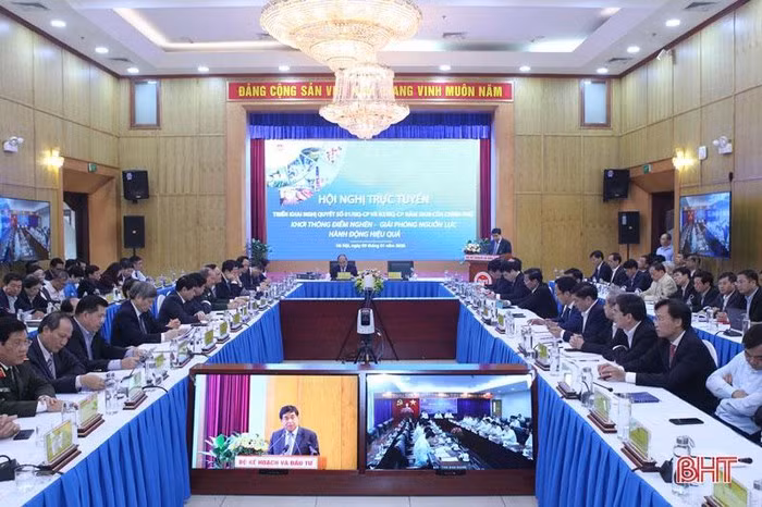 Insta premier de Vietnam a acelerar desembolso de inversiones públicas ảnh 1