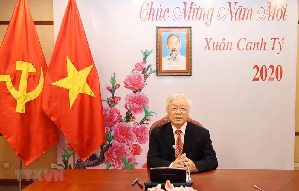 Máximos dirigentes de Vietnam y de China sostienen llamada telefónica ảnh 1