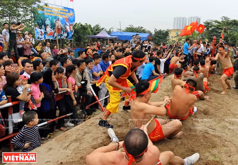 Juego de la soga en Ngoc Tri ảnh 1