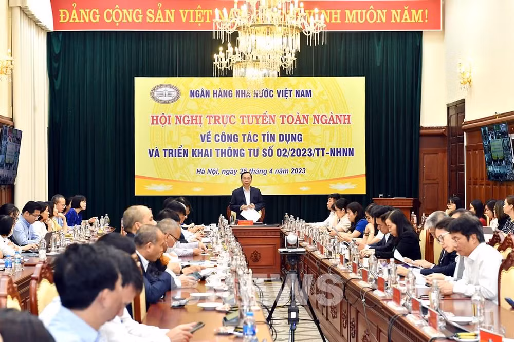 Exigen reducir tasas de interés de bancos comerciales de Vietnam ảnh 1 Exigen reducir tasas de interés de bancos comerciales de Vietnam ảnh 1