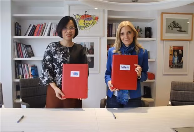 VNA y Télam firman acuerdo de cooperación profesional ảnh 2