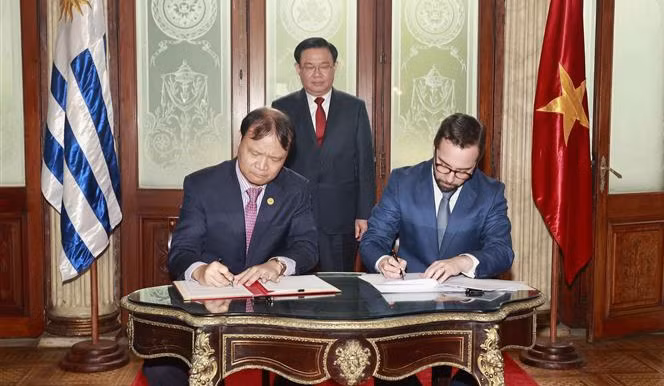 Fomentan Vietnam y Uruguay relaciones parlamentarias ảnh 1