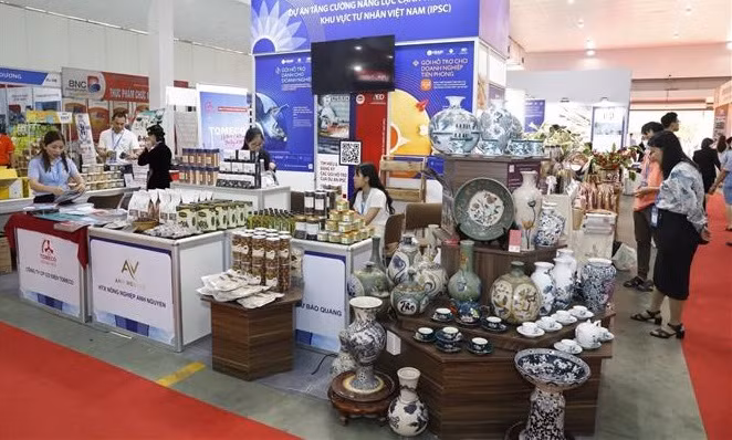 Inauguran Feria Comercial Vietnam Expo 2023 ảnh 2
