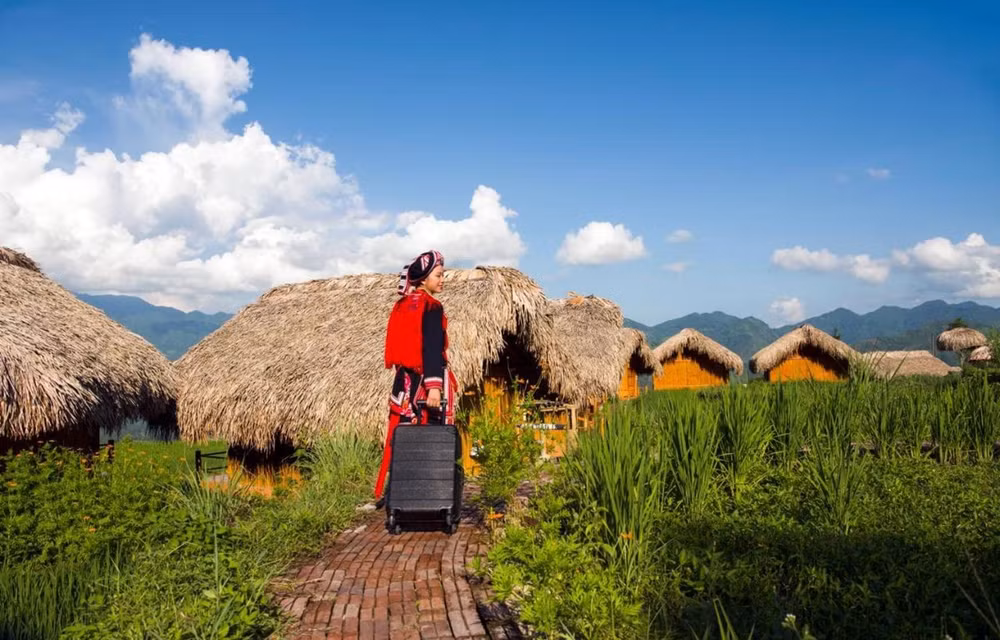 Vietnamitas optan por el turismo sostenible después del COVID-19 ảnh 1