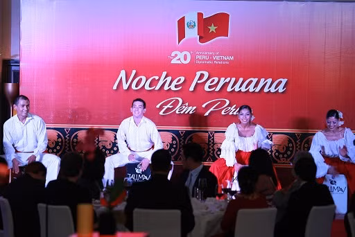 Danza y culinaria peruanas llegan a Vietnam ảnh 1