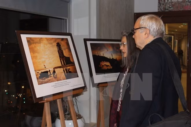 Exposición fotográfica en sede de UNESCO resalta belleza de mares de Vietnam ảnh 1 Exposición fotográfica en sede de UNESCO resalta belleza de mares de Vietnam ảnh 1