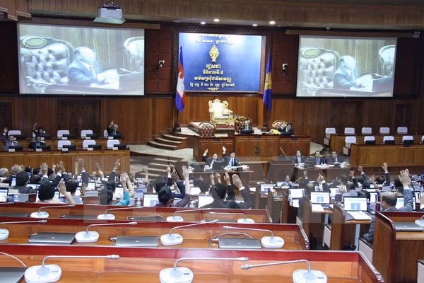 Camboya reparte asientos del CNRP a otros partidos ảnh 1 Camboya reparte asientos del CNRP a otros partidos ảnh 1