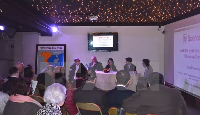 Fortalecen relaciones Vietnam - Francia ảnh 1 Fortalecen relaciones Vietnam - Francia ảnh 1