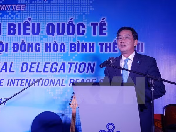 Autoridades de Hanoi se reúnen con representantes del Consejo Mundial de la Paz ảnh 1