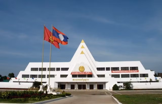 Inician en Vientiane construcción de edificio de Asamblea Nacional de Laos ảnh 1
