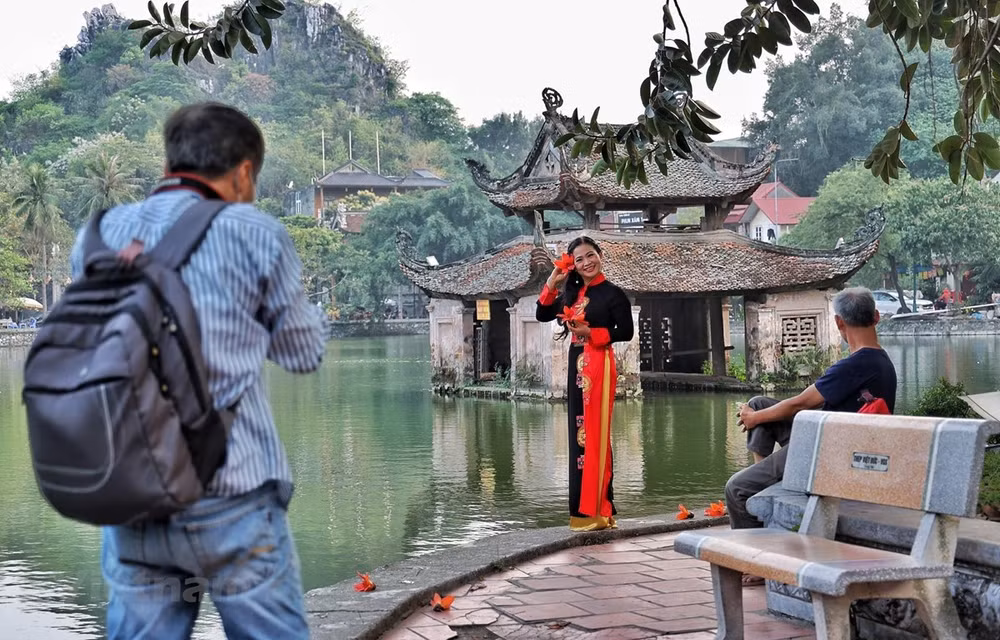 Adoptan planes para estimular recuperación de turismo vietnamita ảnh 1