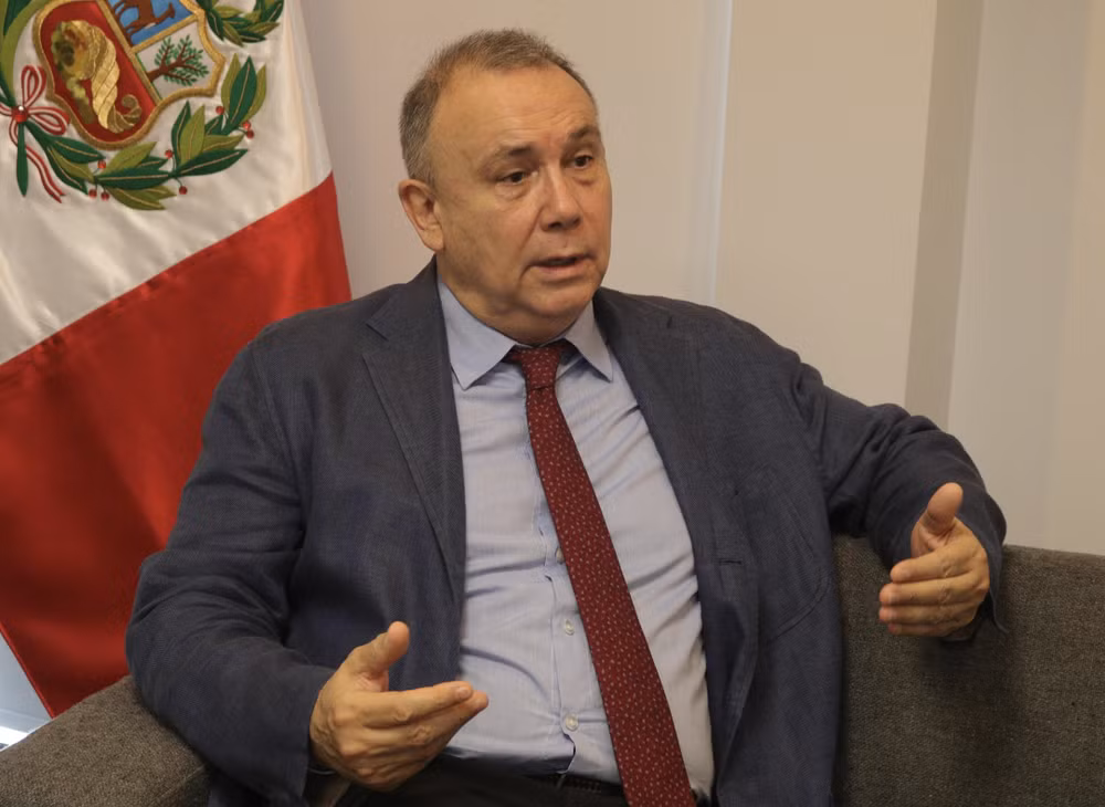 Embajador peruano valora posición internacional de Vietnam ảnh 1