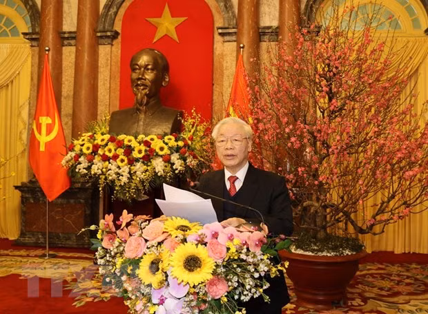 Máximo dirigente de Vietnam exhorta a construir un país más próspero y feliz con motivo del Año Nuevo Lunar ảnh 1