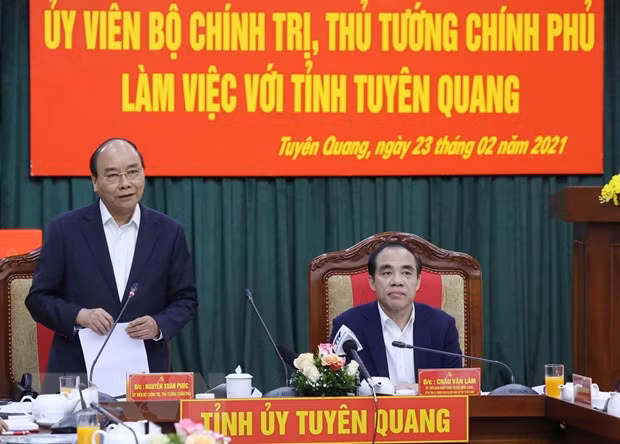 Primer ministro propuso a provincia de Tuyen Quang ampliar cobertura forestal ảnh 1