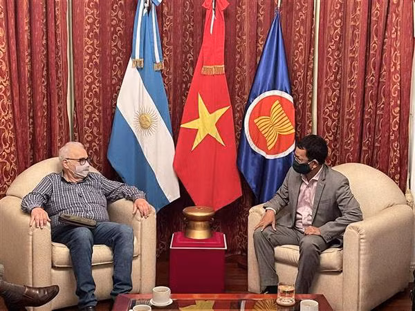 Vietnam y Argentina por enriquecer vínculos partidistas ảnh 1
