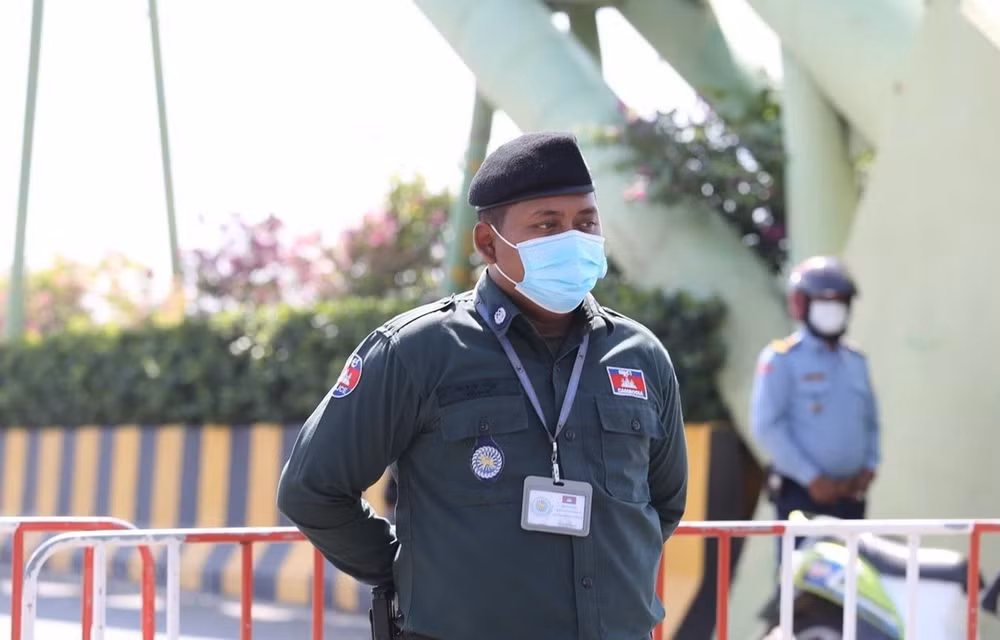 Camboya aplicará fuerte sanción a los extranjeros que violen normas de cuarentena ảnh 1 Camboya aplicará fuerte sanción a los extranjeros que violen normas de cuarentena ảnh 1