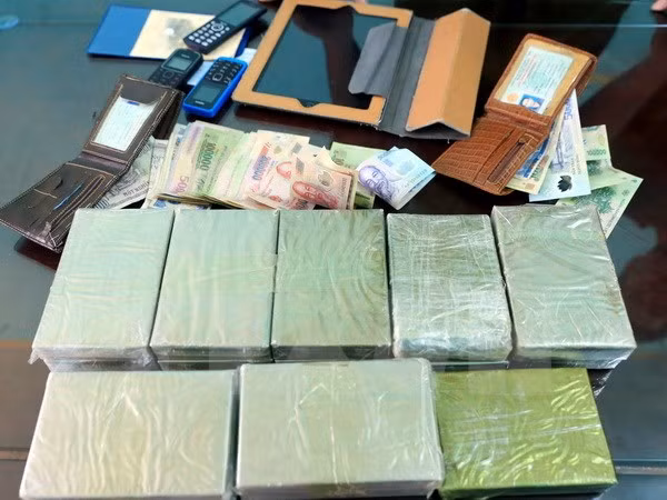 Desbaratan contrabando de drogas por vía postal en Vietnam ảnh 1 Desbaratan contrabando de drogas por vía postal en Vietnam ảnh 1