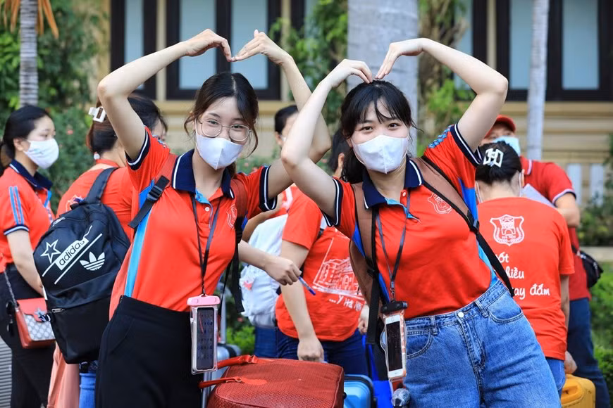 Vietnam “no deja a nadie atrás” en la “tormenta” de COVID-19 ảnh 7