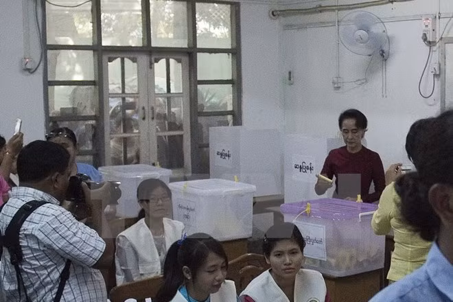Publican resultados preliminares de elecciones birmanas ảnh 1