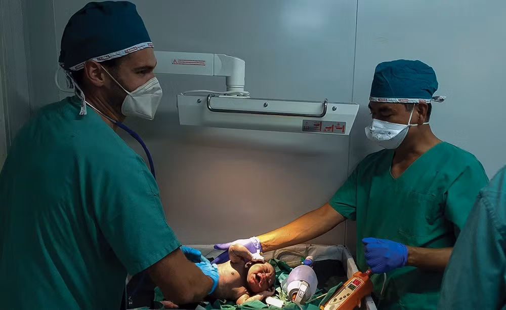Médicos vietnamitas completan misión especial en Sudán del Sur ảnh 4