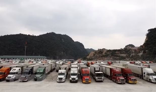 Buscan eliminar congestión en puertas fronterizas de Vietnam ảnh 1