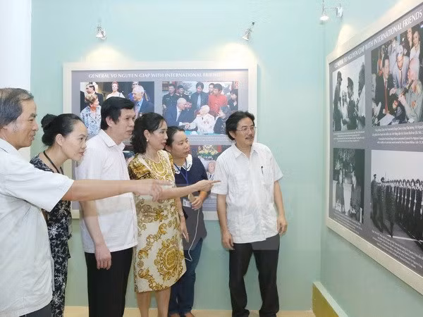Vida y obra del legendario general Vo Nguyen Giap a través de fotos ảnh 1 Vida y obra del legendario general Vo Nguyen Giap a través de fotos ảnh 1