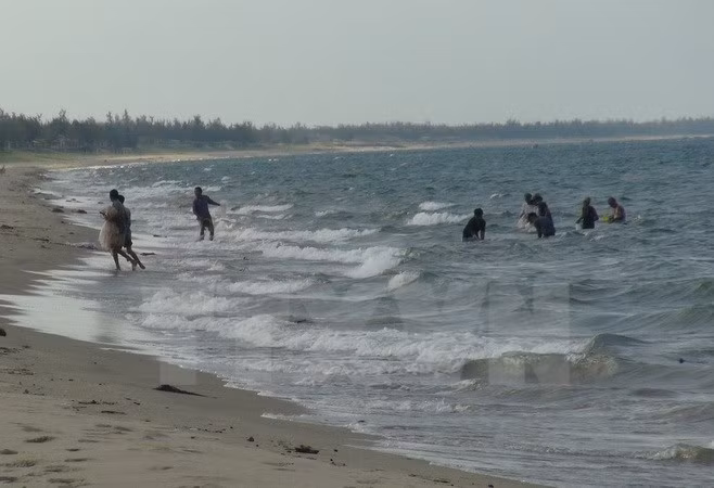 No necesita tecnologías avanzadas en limpia de agua del mar en provincias centrales ảnh 1 No necesita tecnologías avanzadas en limpia de agua del mar en provincias centrales ảnh 1