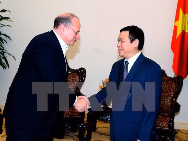 Vicepremier de Vietnam estimula inversiones de AIA en su país ảnh 1