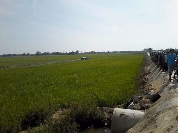 Un fallecido en accidente de avión militar durante entrenamiento en Vietnam ảnh 1
