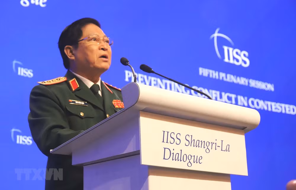 Diálogo de Shangri-La 2019: Vietnam persiste solución de disputas mediante vía pacífica ảnh 1