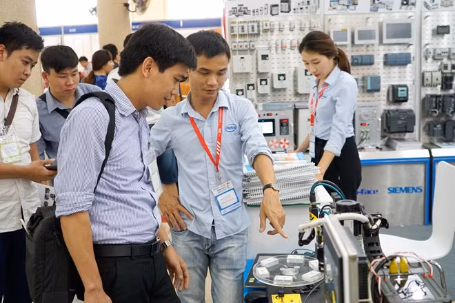 Inauguran Exhibición de la Industria y Producción de Vietnam 2019 ảnh 1 Inauguran Exhibición de la Industria y Producción de Vietnam 2019 ảnh 1