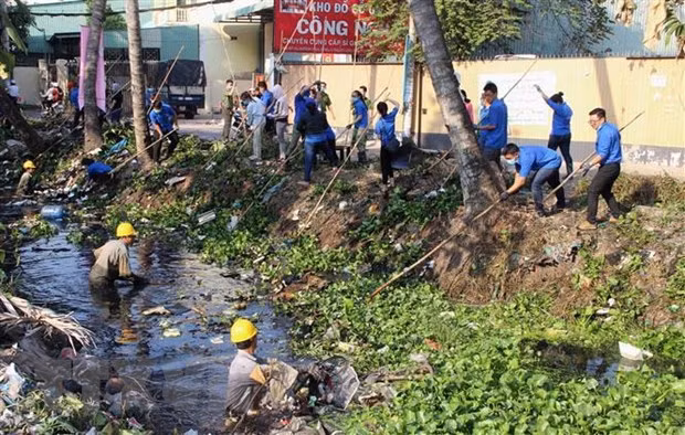 Lanzan Campaña Veraniega de Jóvenes Voluntarios de Vietnam 2019 ảnh 1