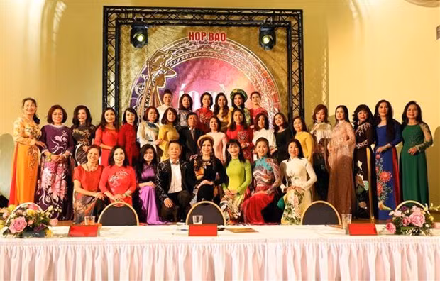 Anuncian en Alemania celebración del concurso “Damas de Ao Dai en Europa 2020” ảnh 1