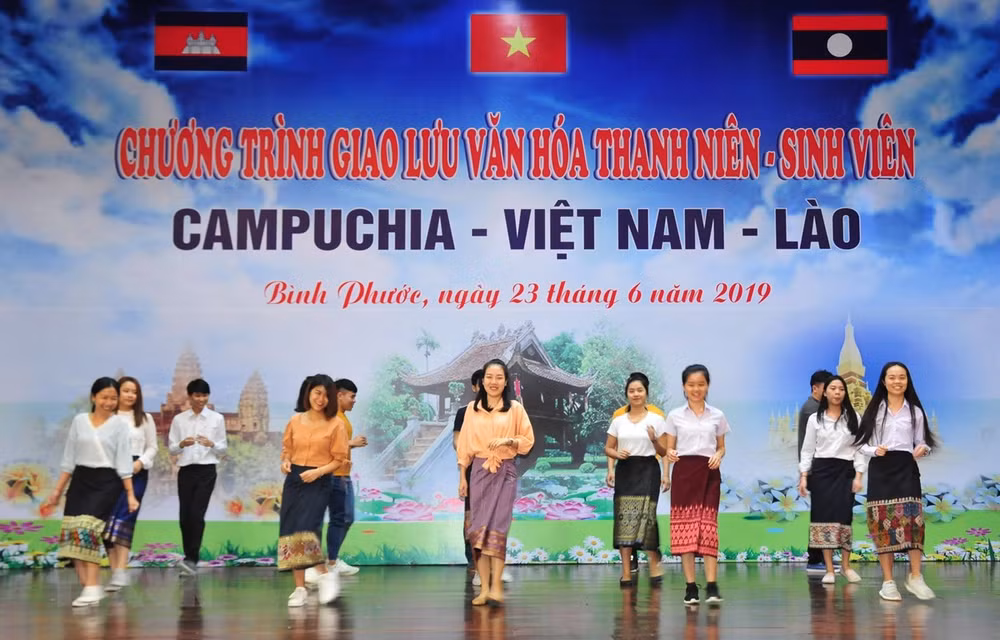 Intercambio juvenil entre Vietnam, Laos y Camboya ảnh 1