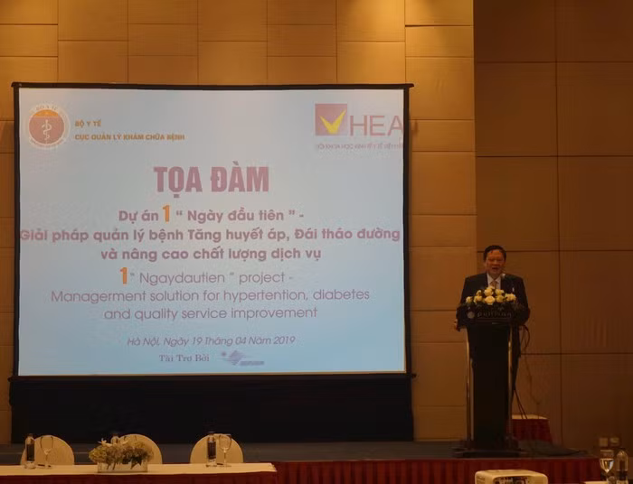 Asiste grupo farmacéutico francés a Vietnam en mejora del control de hipertensión y diabetes ảnh 1