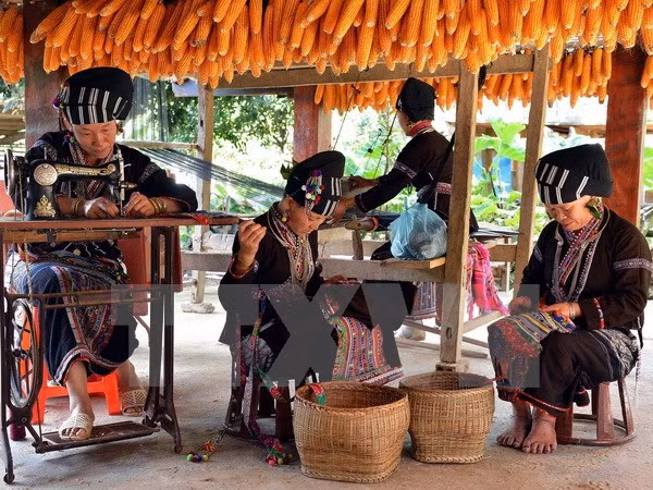 Lao Cai por ser mayor centro turístico de la región septentrional de Vietnam ảnh 1 Lao Cai por ser mayor centro turístico de la región septentrional de Vietnam ảnh 1