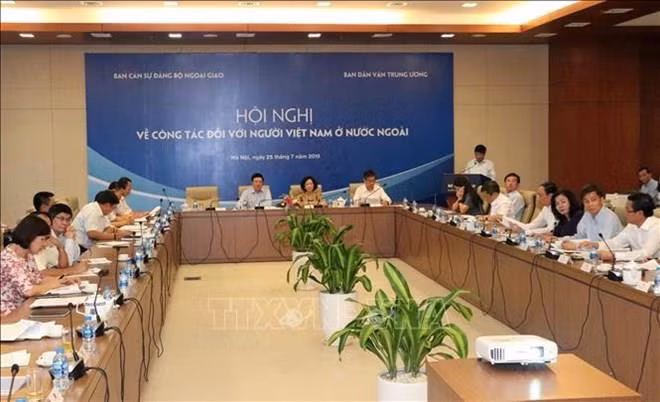 Afirman que los vietnamitas en ultramar juegan papel importante en el desarrollo nacional ảnh 1