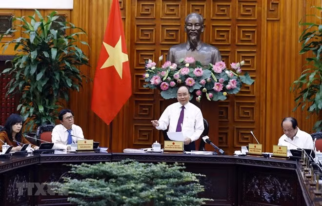 Insta primer ministro de Vietnam a la Televisión Nacional a contribuir más al desarrollo del país ảnh 1