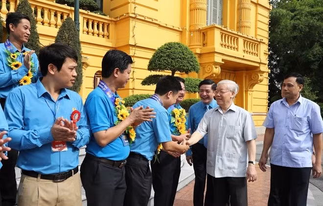  Máximo dirigente de Vietnam se reúne con representantes sindicales destacados ảnh 1
