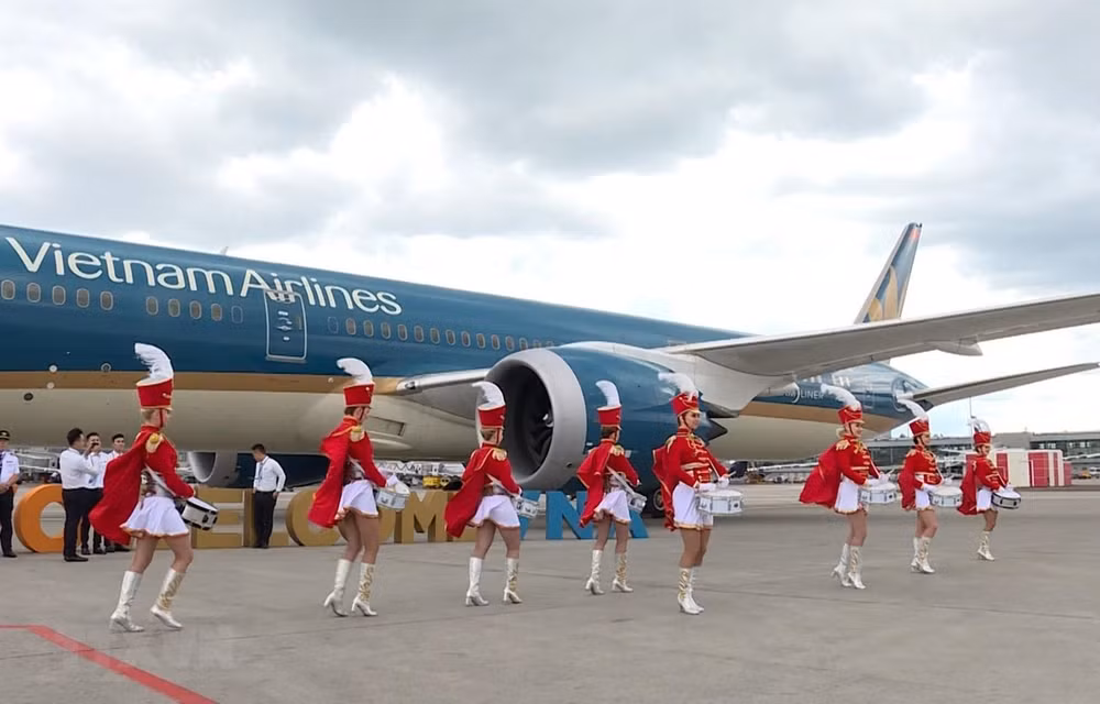 Inaugura Vietnam Airlines vuelos directos a Rusia ảnh 1