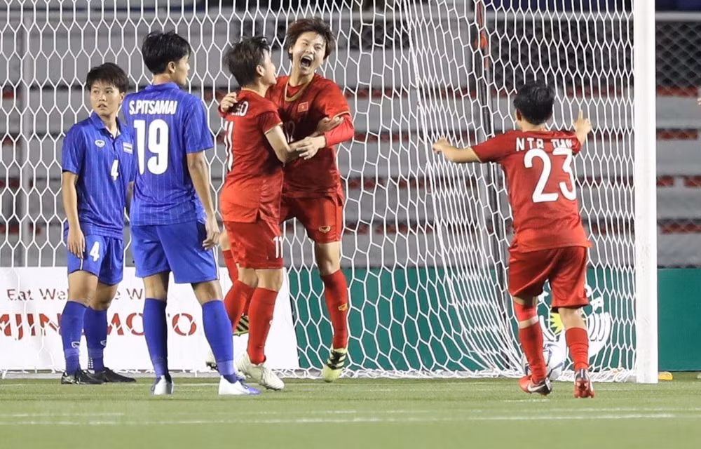 SEA Games 30: Equipo de fútbol femenino de Vietnam defendió con éxito el trono ảnh 1