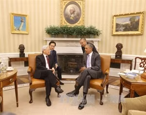  Líder partidista vietnamita conversa con presidente Barack Obama ảnh 1