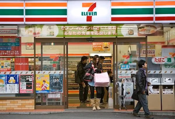 7-Eleven ofrece capacitación a estudiantes vietnamitas en sector de venta minorista ảnh 1