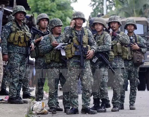Tres soldados muertos y 52 heridos en enfrentamientos en Marawi ảnh 1