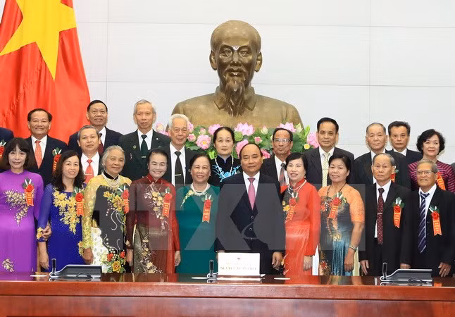 Gobierno de Vietnam concede importancia al cuidado de los ancianos ảnh 1